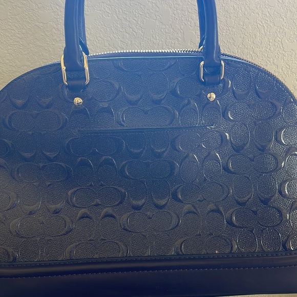 Shimmering deep purple coach bag , has a shimmer to it , very chic - Picture 7 of 7